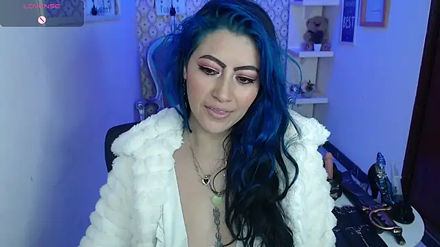 scarleth blue online show from January 2025 06:06:02 AM