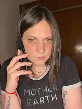 Macadiez10 online show from October 2025 03:26:02 AM