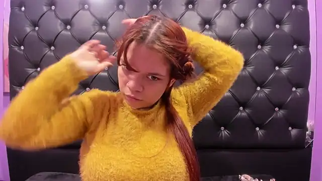 Snapshot of MelanyCarter18 chatting on September 2025 02:00:01 PM MelanyCarter18 online show from September 2025 02:00:01 PM