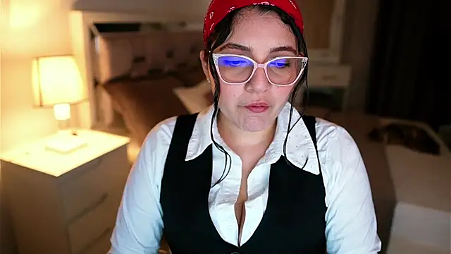 Camilaa bueno online show from February 2026 11:21:02 PM