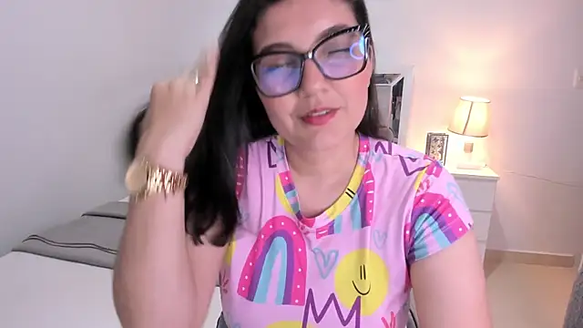 Camilaa bueno online show from March 2026 11:27:02 PM