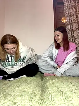 ella grays online show from October 2025 06:08:02 PM