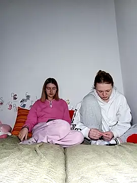 Snapshot of ella_grays chatting on March 2026 05:09:02 PM ella grays online show from March 2026 05:09:02 PM