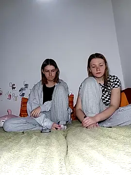 Snapshot of ella_grays chatting on March 2026 08:12:02 PM ella grays online show from March 2026 08:12:02 PM