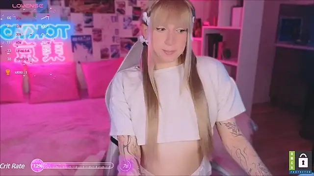 p1nkvenom online show from March 2025 03:49:01 PM