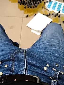 Snapshot of faaseel chatting on September 2025 08:40:01 AM faaseel online show from September 2025 08:40:01 AM