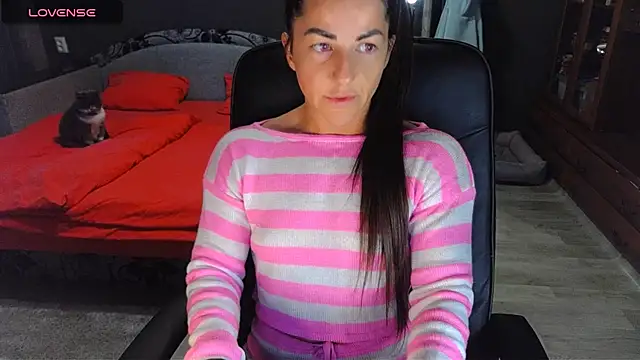 Aria Dl online show from October 2025 01:34:01 PM