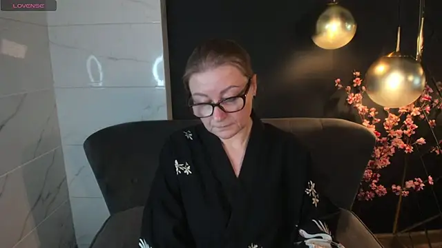 AlexandraKind online show from January 2025 02:14:01 AM