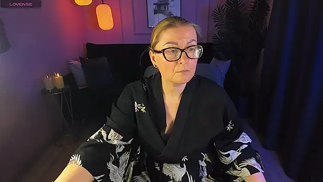 AlexandraKind online show from February 2025 03:04:02 AM