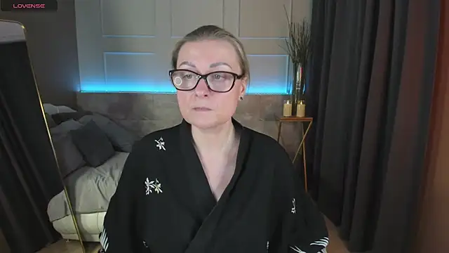 AlexandraKind online show from March 2025 03:34:02 AM