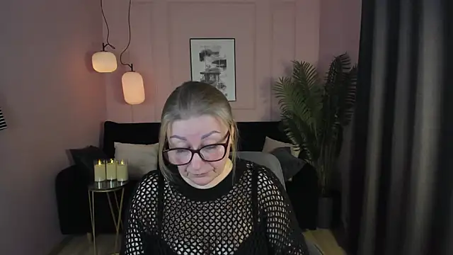 AlexandraKind online show from March 2025 09:15:02 PM