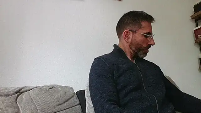 alcatraz009 online show from October 2025 10:27:02 AM