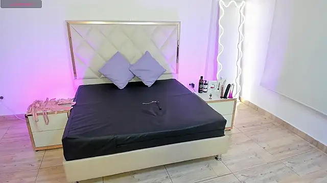 Andy tay1 online show from February 2025 03:29:02 AM