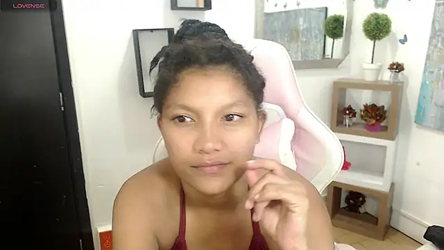 Snapshot of elly_willis chatting on February 2025 03:36:01 AM elly willis online show from February 2025 03:36:01 AM