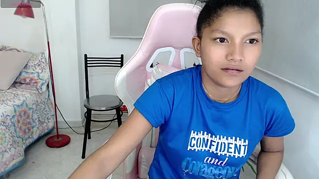Snapshot of elly_willis chatting on February 2025 01:33:01 AM elly willis online show from February 2025 01:33:01 AM