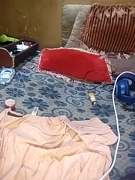 Snapshot of LOOLOOO123123 chatting on November 2025 10:50:02 AM LOOLOOO123123 online show from November 2025 10:50:02 AM