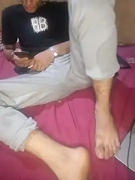 Snapshot of LOOLOOO123123 chatting on November 2025 06:02:02 AM LOOLOOO123123 online show from November 2025 06:02:02 AM