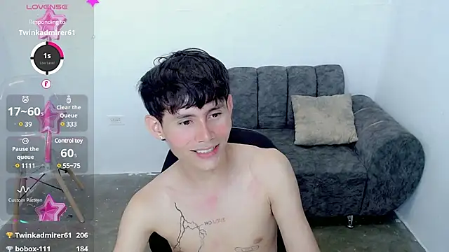 Snapshot of tanjiro_cute chatting on December 2024 06:33:01 AM tanjiro cute online show from December 2024 06:33:01 AM