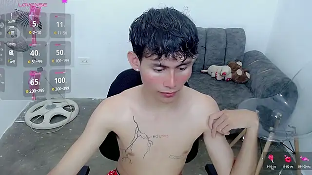 Snapshot of tanjiro_cute chatting on December 2024 03:55:02 AM tanjiro cute online show from December 2024 03:55:02 AM