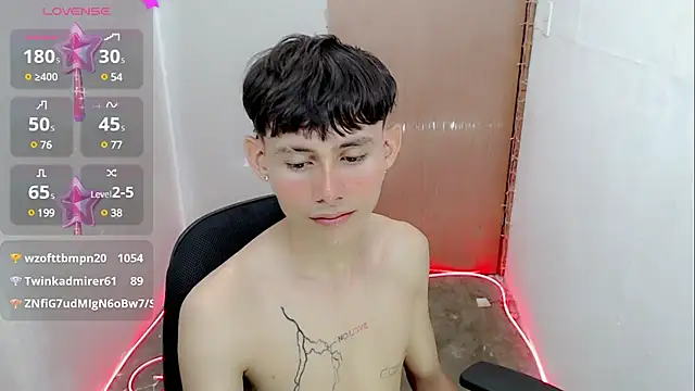 Snapshot of tanjiro_cute chatting on January 2025 08:22:01 AM tanjiro cute online show from January 2025 08:22:01 AM