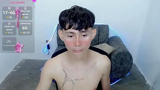 Snapshot of tanjiro_cute chatting on January 2025 11:44:01 PM tanjiro cute online show from January 2025 11:44:01 PM