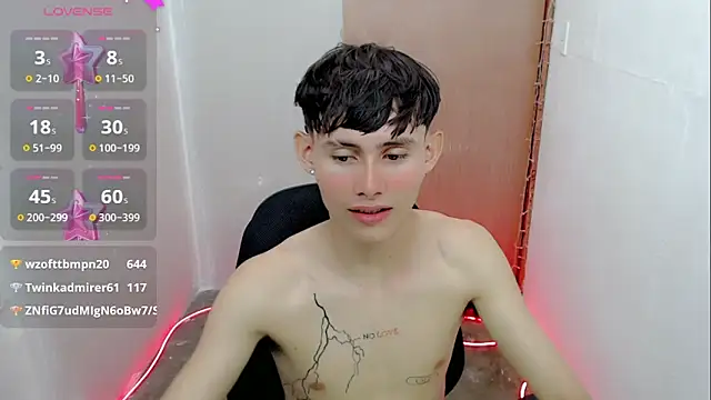 Snapshot of tanjiro_cute chatting on January 2025 07:31:01 AM tanjiro cute online show from January 2025 07:31:01 AM