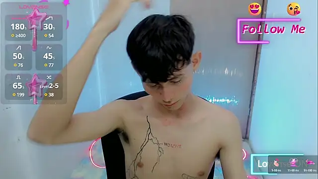 Snapshot of tanjiro_cute chatting on January 2025 06:59:02 AM tanjiro cute online show from January 2025 06:59:02 AM