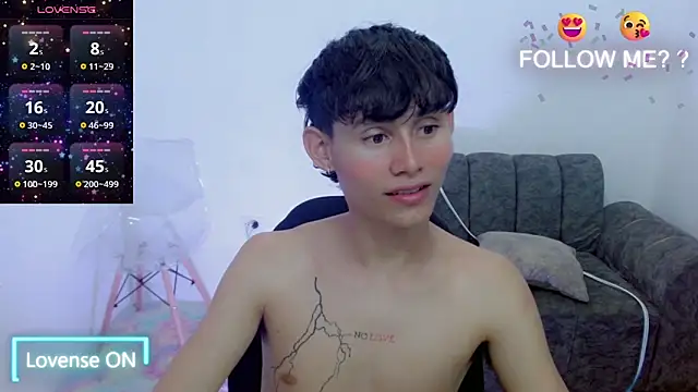 Snapshot of tanjiro_cute chatting on February 2025 06:18:02 AM tanjiro cute online show from February 2025 06:18:02 AM