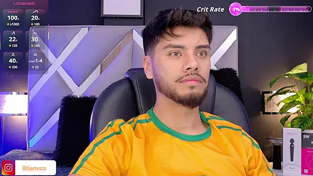 Snapshot of Tommidubois chatting on September 2025 01:44:02 AM Tommidubois online show from September 2025 01:44:02 AM