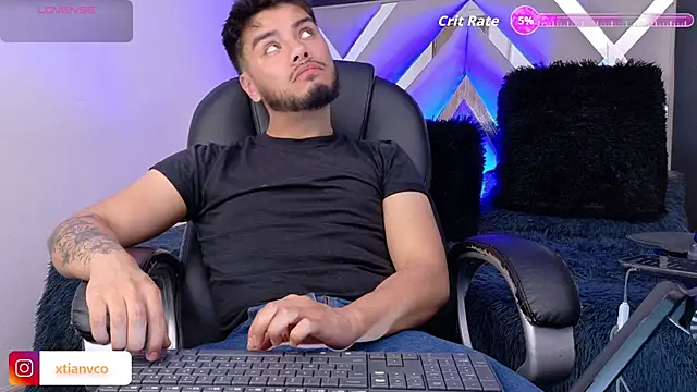 Tommidubois online show from January 2026 05:02:02 AM