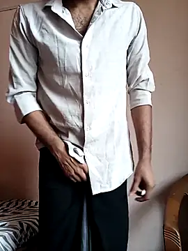 Snapshot of Vignesh3246 chatting on October 2025 07:23:02 AM Vignesh3246 online show from October 2025 07:23:02 AM