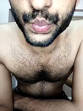 Snapshot of Vignesh3246 chatting on November 2025 04:31:02 PM Vignesh3246 online show from November 2025 04:31:02 PM