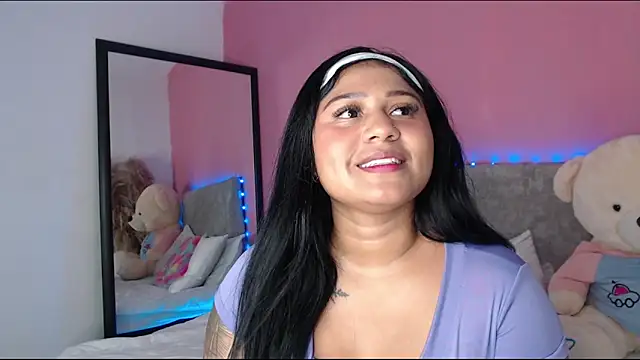 alinakiss online show from April 2026 03:33:02 AM