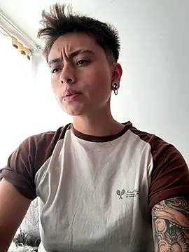 Chriss gomez2 online show from October 2025 07:45:02 PM