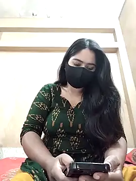 Magical Girl- online show from November 2025 04:45:02 AM