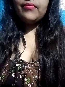 Love-Veronica online show from February 2026 06:04:01 PM