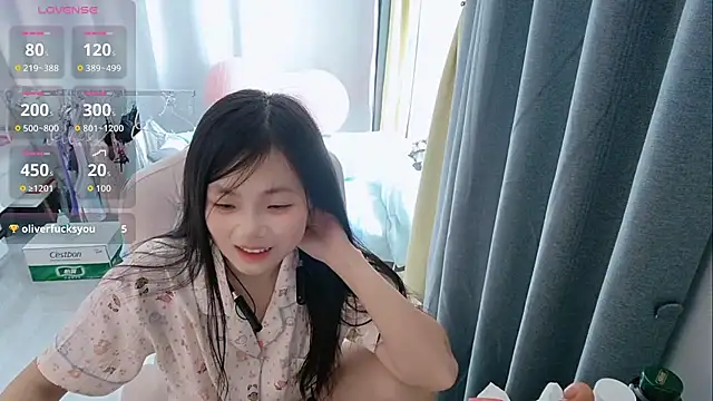 Lena-yyds online show from October 2025 04:33:01 AM