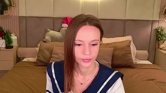 RebeccaMartons online show from January 2025 08:52:02 PM