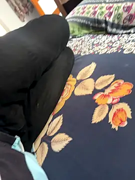 Indiangujjucpl online show from October 2025 04:11:01 AM