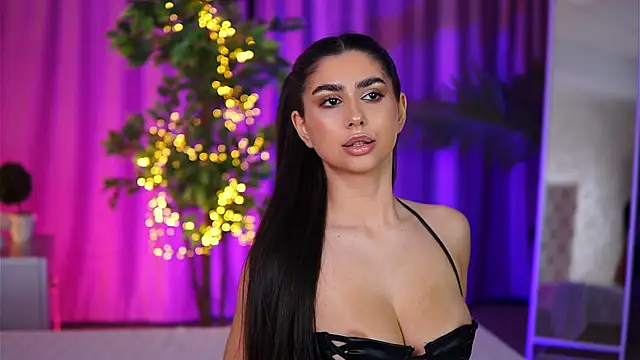 YemayaLuna online show from January 2025 02:17:01 AM