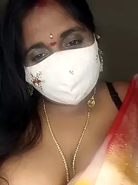 Snapshot of Sexy_Radhikaa chatting on February 2025 12:06:02 PM Sexy Radhikaa online show from February 2025 12:06:02 PM