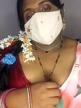 Snapshot of Sexy_Radhikaa chatting on February 2025 06:32:02 PM Sexy Radhikaa online show from February 2025 06:32:02 PM