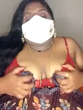 Snapshot of Sexy_Radhikaa chatting on February 2025 04:04:02 PM Sexy Radhikaa online show from February 2025 04:04:02 PM