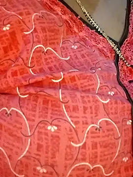 Snapshot of Sexy_Radhikaa chatting on November 2025 09:26:02 AM Sexy Radhikaa online show from November 2025 09:26:02 AM