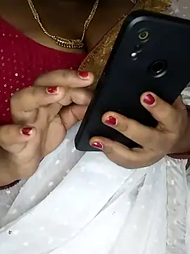 Snapshot of Sexy_Radhikaa chatting on March 2026 05:56:01 AM Sexy Radhikaa online show from March 2026 05:56:01 AM