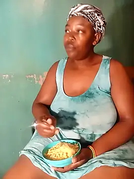 Snapshot of curvyloneah75 chatting on March 2025 06:27:01 AM curvyloneah75 online show from March 2025 06:27:01 AM