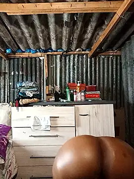 Snapshot of curvyloneah75 chatting on January 2026 10:42:02 AM curvyloneah75 online show from January 2026 10:42:02 AM