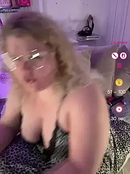 CurvyAnonymousGirl89 online show from June 2026 06:05:02 PM