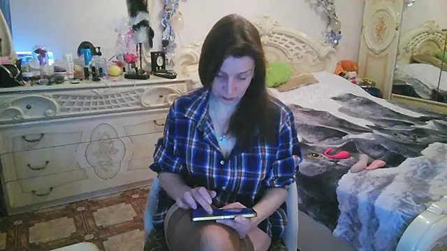 Snapshot of Debra_Phoenix chatting on April 2026 10:26:01 PM Debra Phoenix online show from April 2026 10:26:01 PM