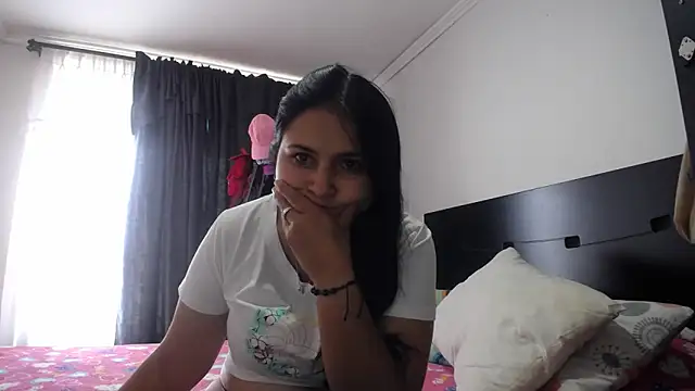 princehermosa44 online show from October 2025 04:40:02 PM